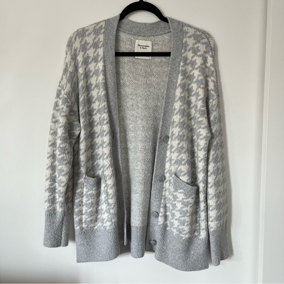 Abercrombie & Fitch Houndstooth Cardigan - Picture 1 of 5